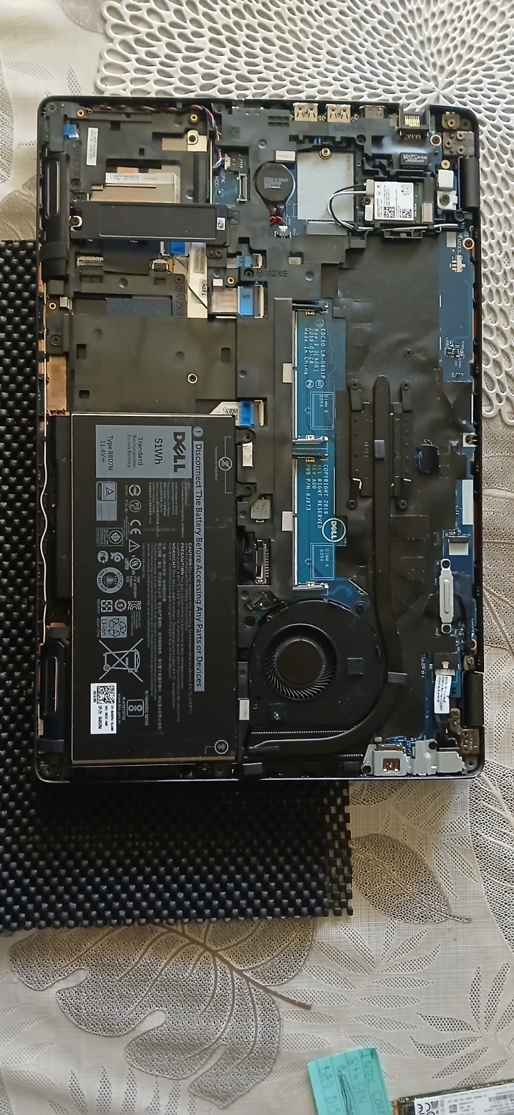 Dell Latitude 5500 15.6″ i7 8th Gen No Memory No ssd Win10 1920×1080