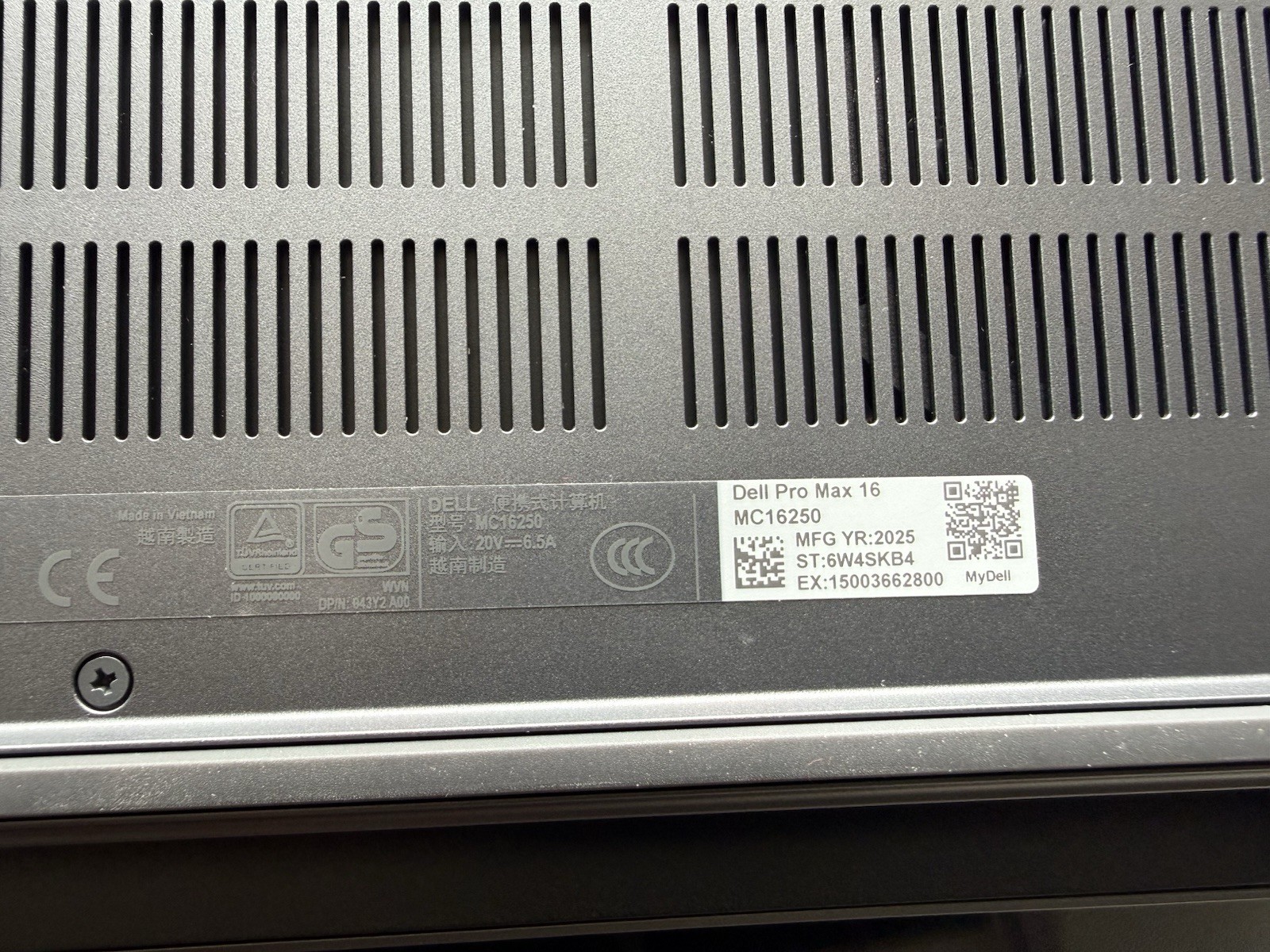DELL PRO MAX 16 (MC16250) ULTRA 5-235H 32GB RAM 512GB SSD FHD+