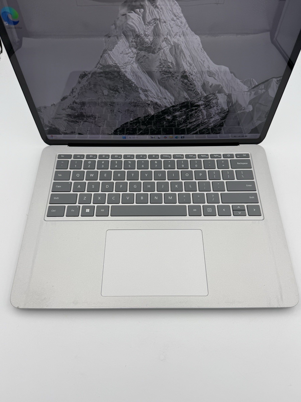 Microsoft Surface Laptop Studio 14.4” – i5 11th Gen | 16GB RAM | 256GB SSD – 22C