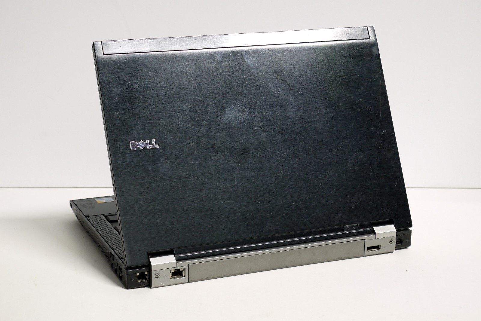 Dell Latitude E6400 Core 2 Duo P8700 4gb 160gb hdd Laptop. Please read.