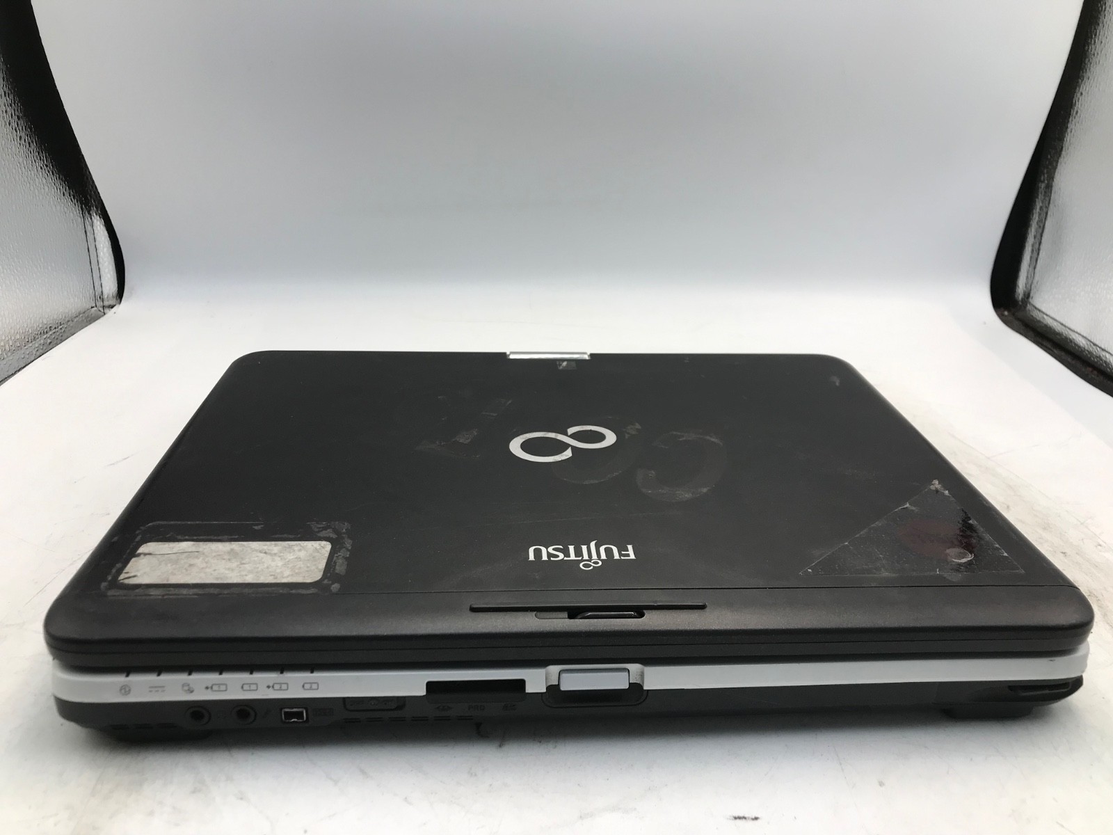 Fujitsu LifeBook T730 Intel Core i3-370M 2.4GHz 13″ Laptop 4GBRAM-BOOTS BIOS -MZ