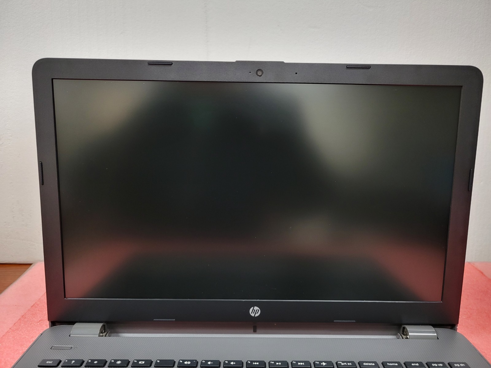 HP 250 G6 i5-7200U@2.5GHz 4GB RAM *AS IS/No HDD/No OS/No Battery/BIOS* | LP478