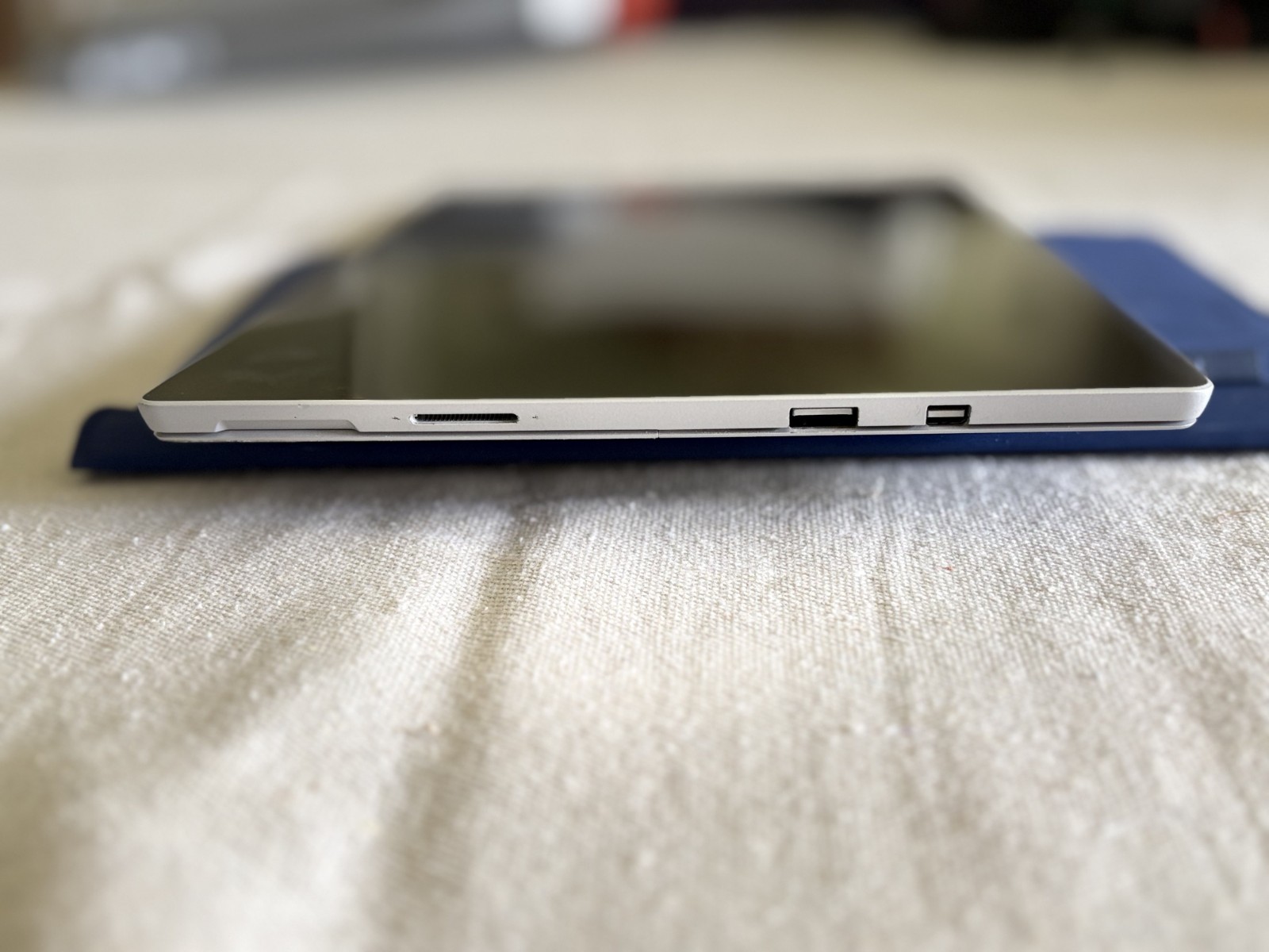Surface Pro 3 / i5-7300U / 8 GB / 256 GB. Clean Install and Great Shape.
