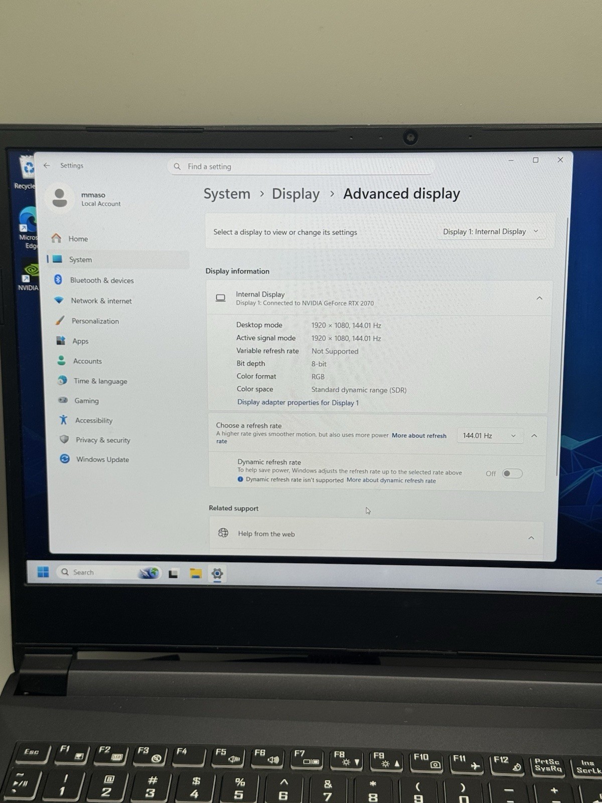 Eluktronics THICC-15 Ryzen 9 3950X 16-Core RTX 2070 32GB/960GB Gaming Laptop