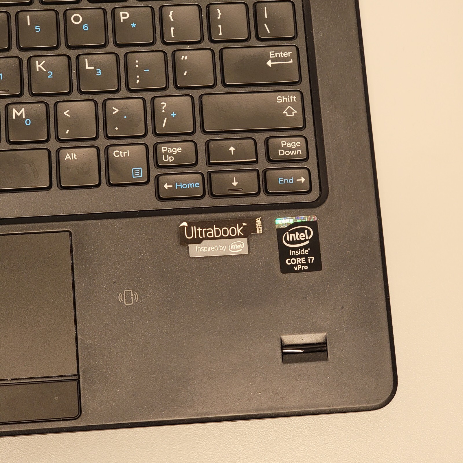 Dell Latitude E7250 Laptop i7 5600u 5TH gen 8GB 256GB HDD NON-TOUCH