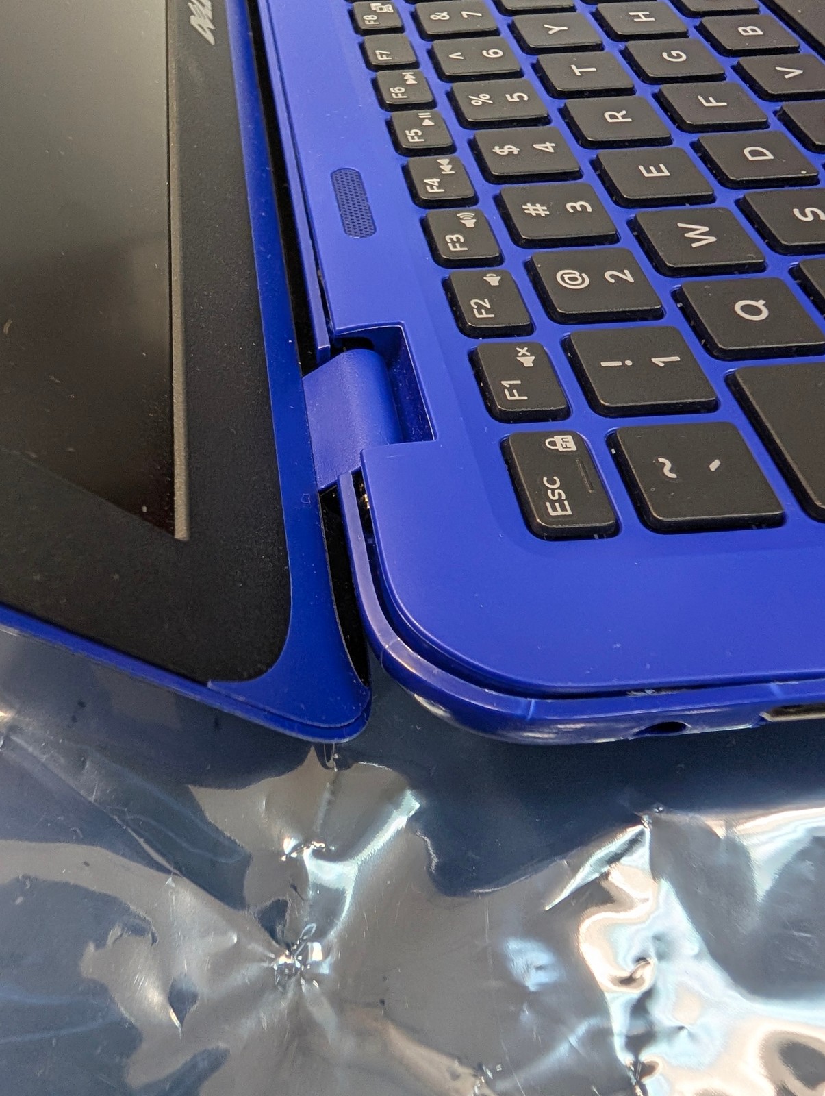 🎸 Dell Inspiron 11-3162 P24T001 11.6in Laptop Blue Celeron N3050 32GB (AS IS)