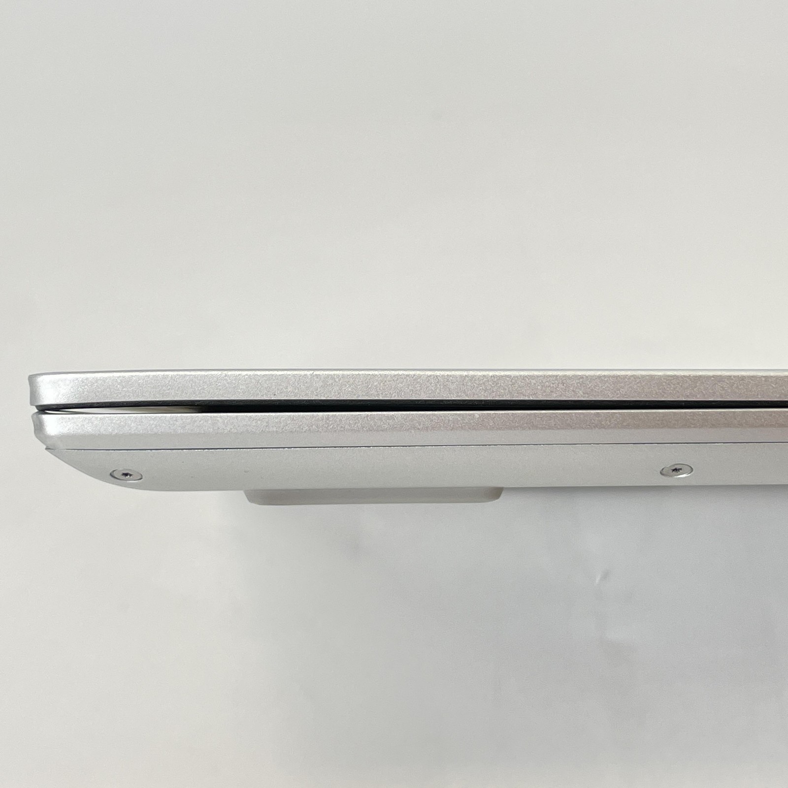 Lenovo Slim 7i 14 Silver QHD+ TOUCH 2.1GHz i7-1260P 16GB 1TB SSD Good BENT FRAME