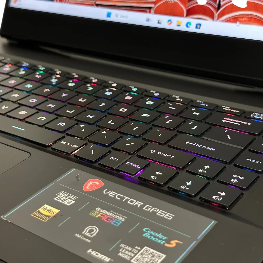 MSI Vector 15.6 2K 165Hz Intel Core i9 32GB RAM 2TB SSD RTX 3070Ti Gaming Laptop