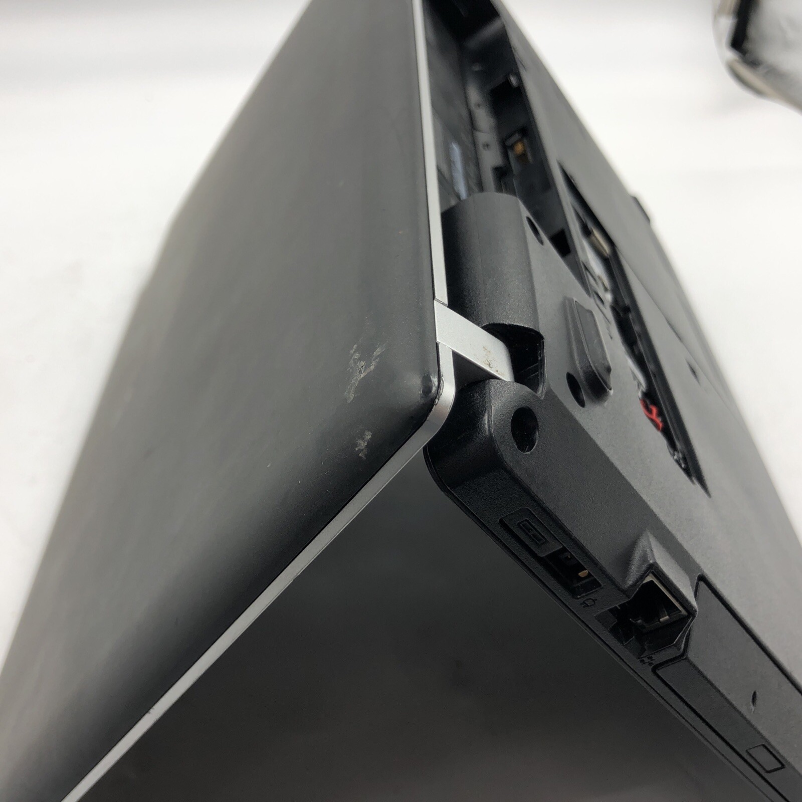 Lenovo ThinkCentre E540 Laptop Unknown CPU/HDD/OS 4GB No Battery (PARTS)