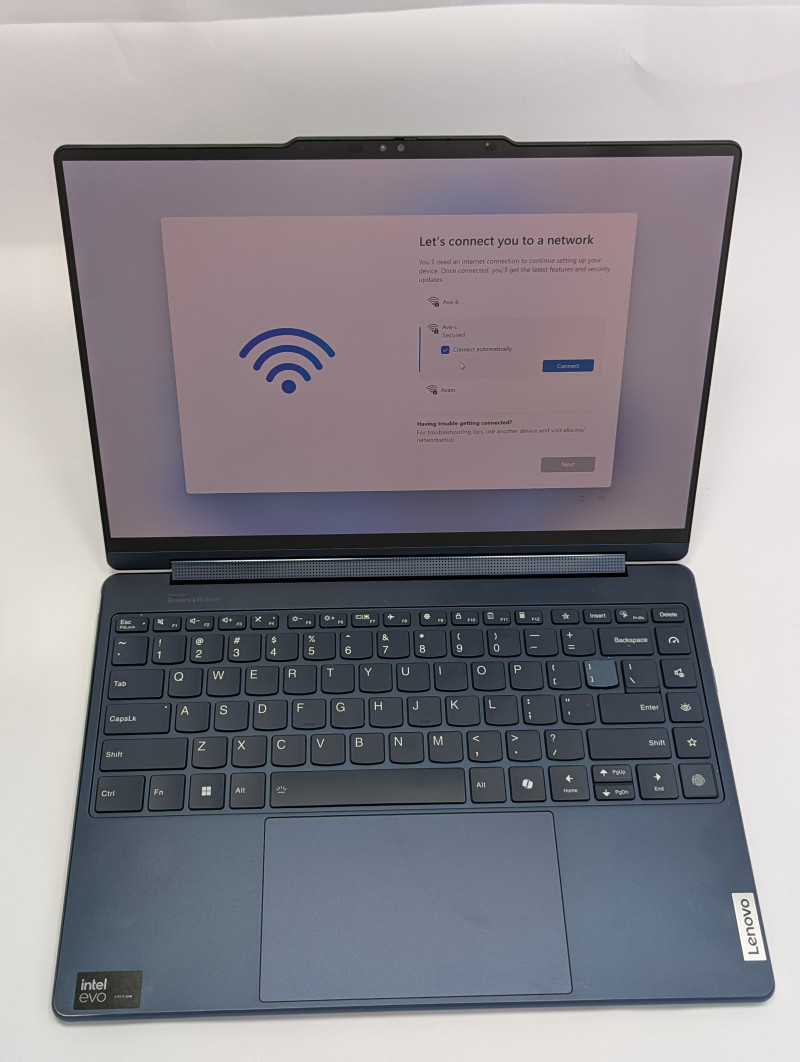 Lenovo Yoga 9i 2-in-1 14″ 2.8K OLED Touch Laptop Core Ultra 7 155H 16GB 1TB SSD