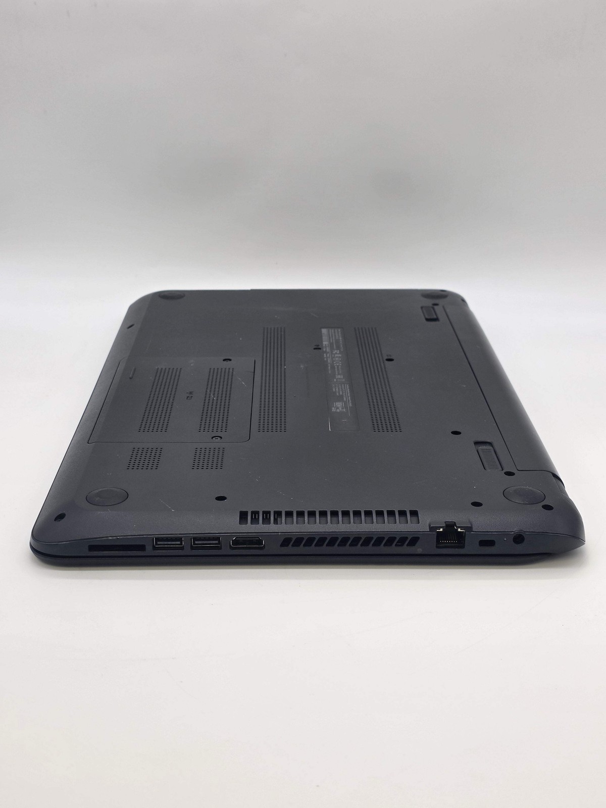 HP 15-1223wm Intel Celeron CPU N3050 4GB RAM 500GB 15-inch Laptop Used