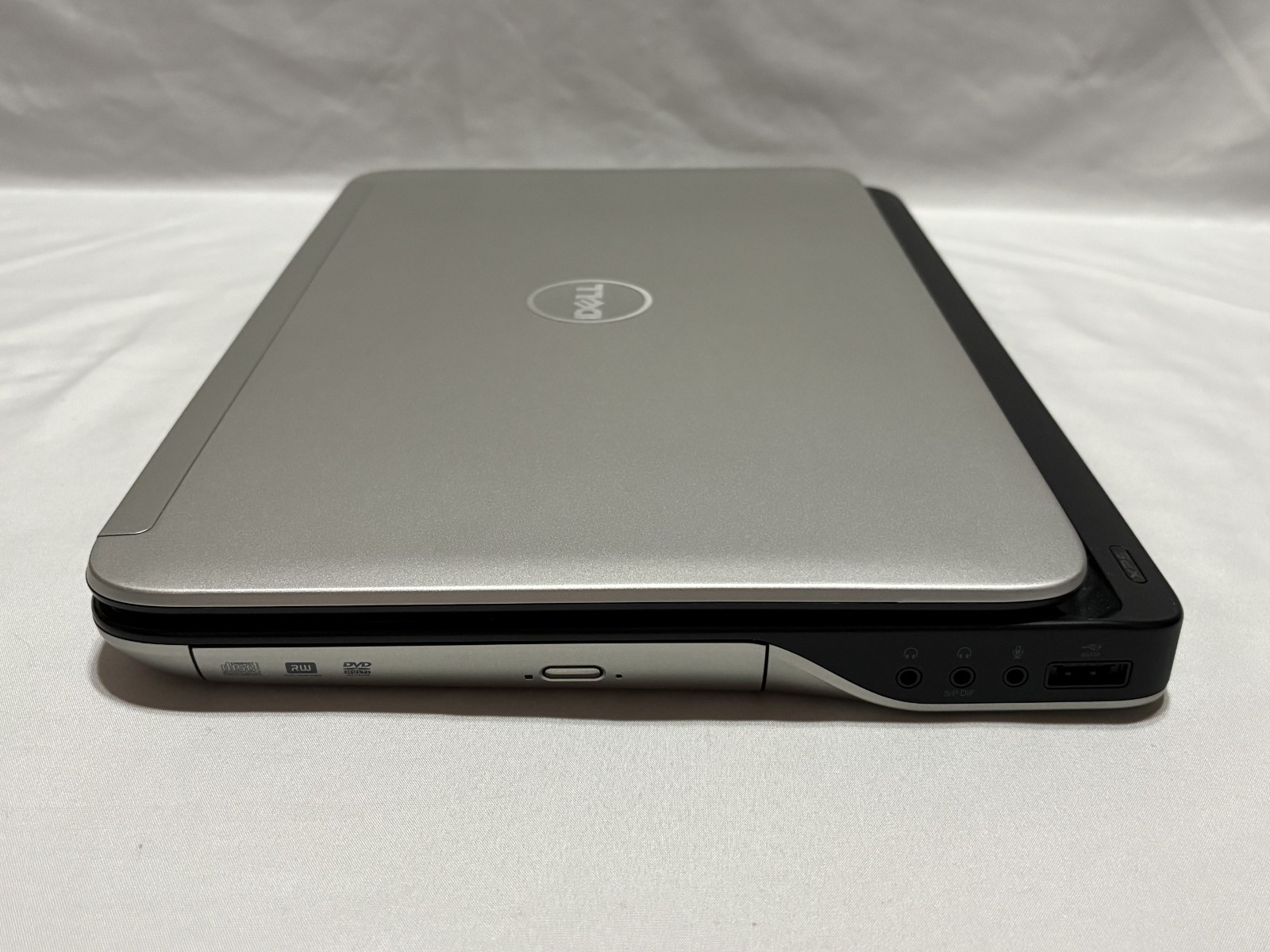 Dell Laptop XPS L501X with Power Supply – No HDD. Weak Battery. Working.