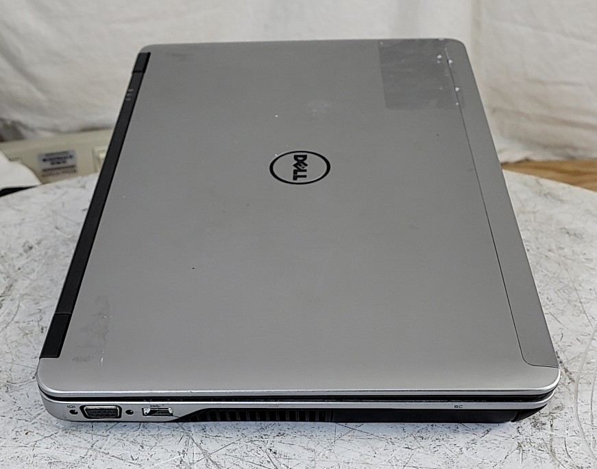 DELL LATITUDE E6440 Laptop Core I5-4310M 4GB 320GB SEE NOTES
