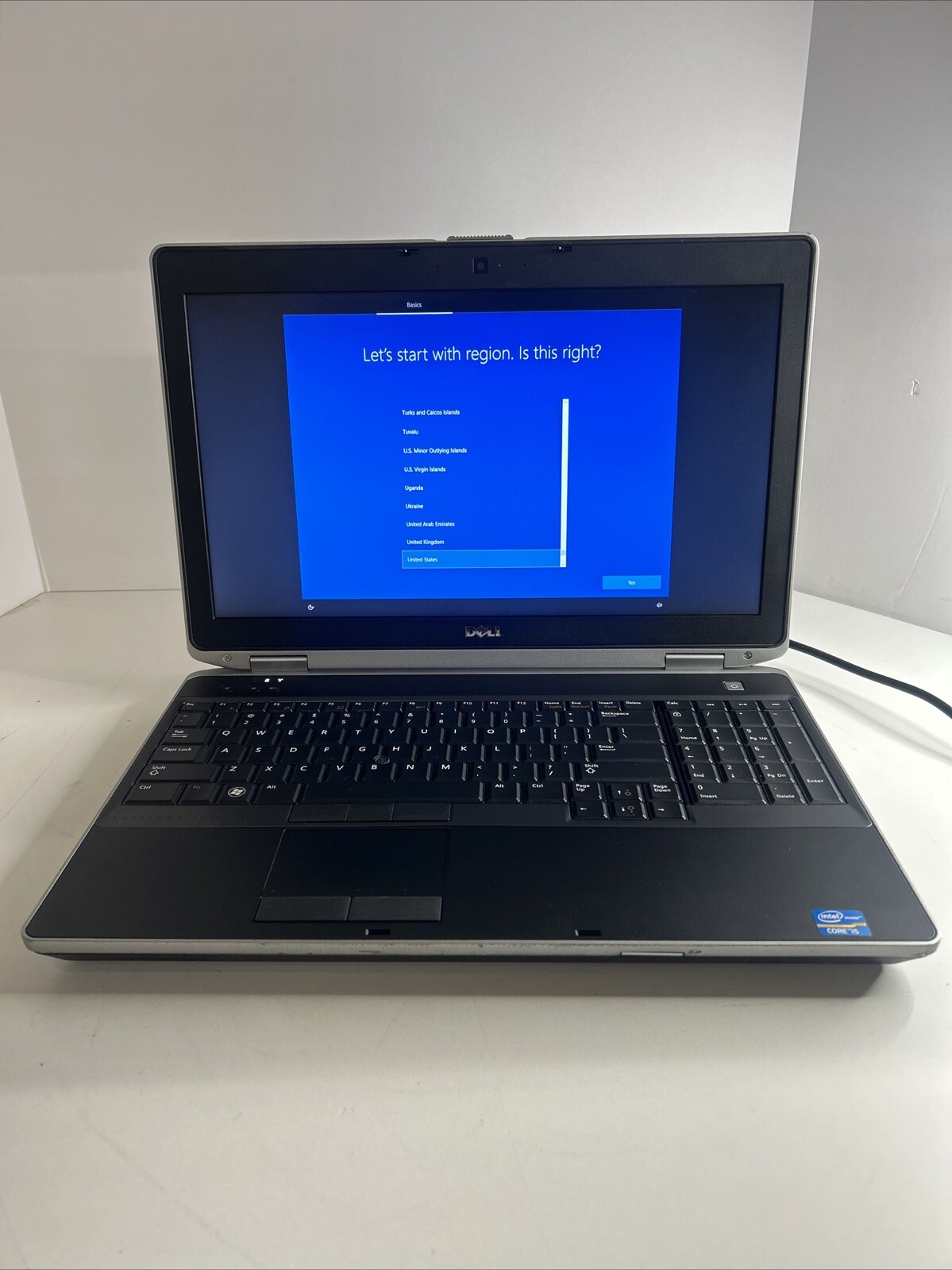 Dell Latitude E6530 Laptop Intel Core i5-3210M 8GB Ram 320 GB HHD W10Pro