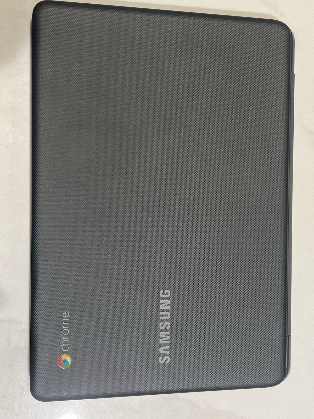 Samsung Chromebook 3 4GB Ram 16GB SSD 11.6-Inch Laptop – Black – XE500C13