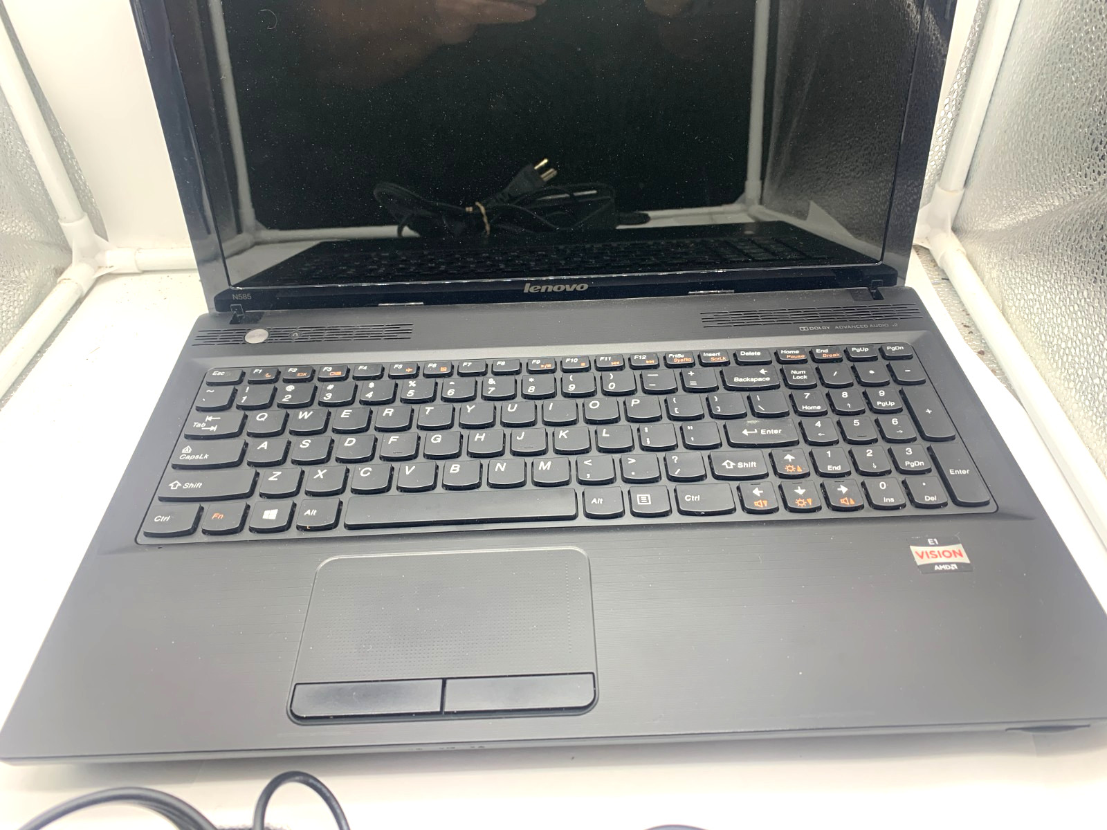 Lenovo N585 Laptop – Good Screen, No Hard Drive – For Parts or Rebuild w/ AC