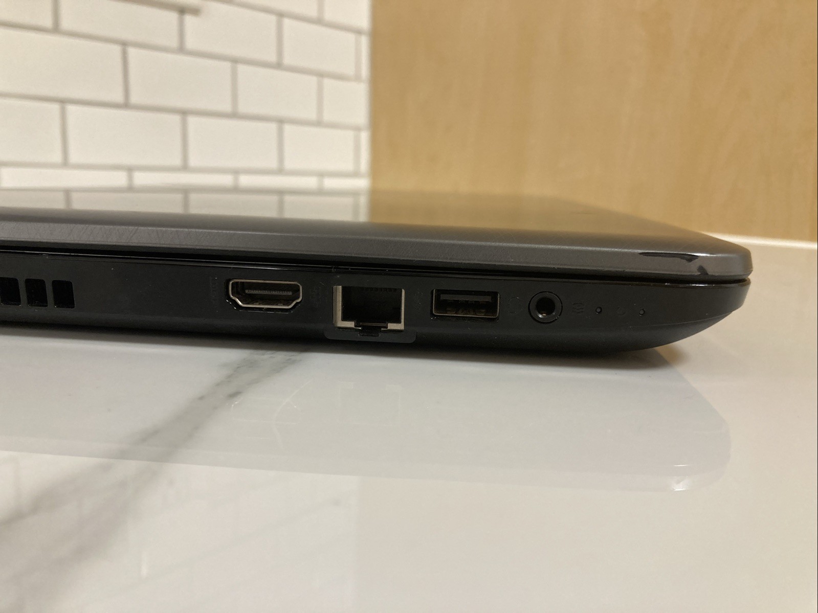 💻 HP Notebook 15-g023cl ⚙️ AMD A8-6410 Radeon R5 | 4GB RAM | No HDD | Boots Up