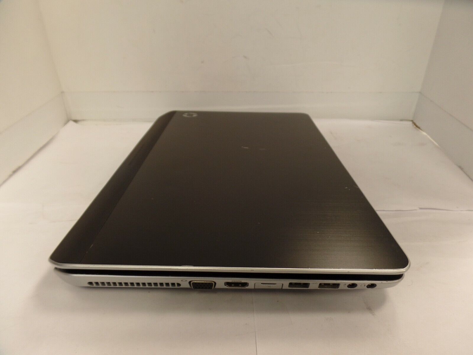 Aluminum 15″ HP ENVY DV6-7211NR 2.70GHz AMD A6-4400 6GB 640GB WIN10H BEATS AUDIO