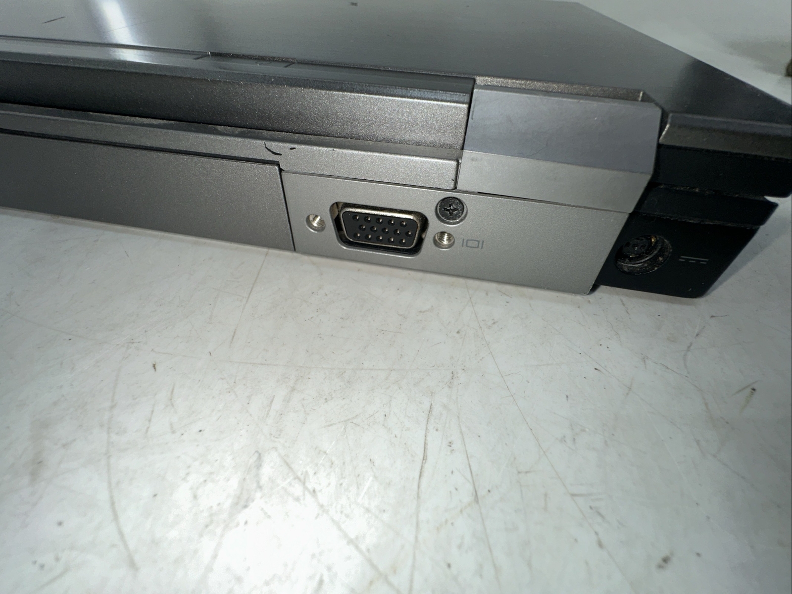 Dell Latitude E6510 15.6″ I5 M540 2.53GHz 4GB DVD WiFi Laptop NO Hard drive