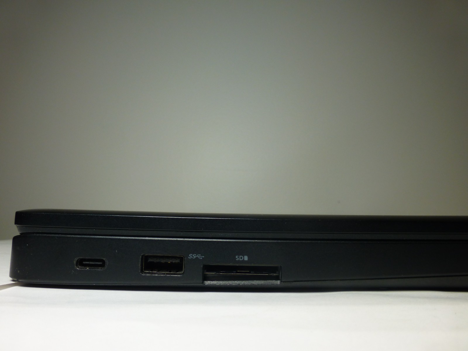 Dell Precision 3530 i7-8850H 2.6 GHz 256GB NVMe SSD, 16GB Laptop W11Pro RESTORED