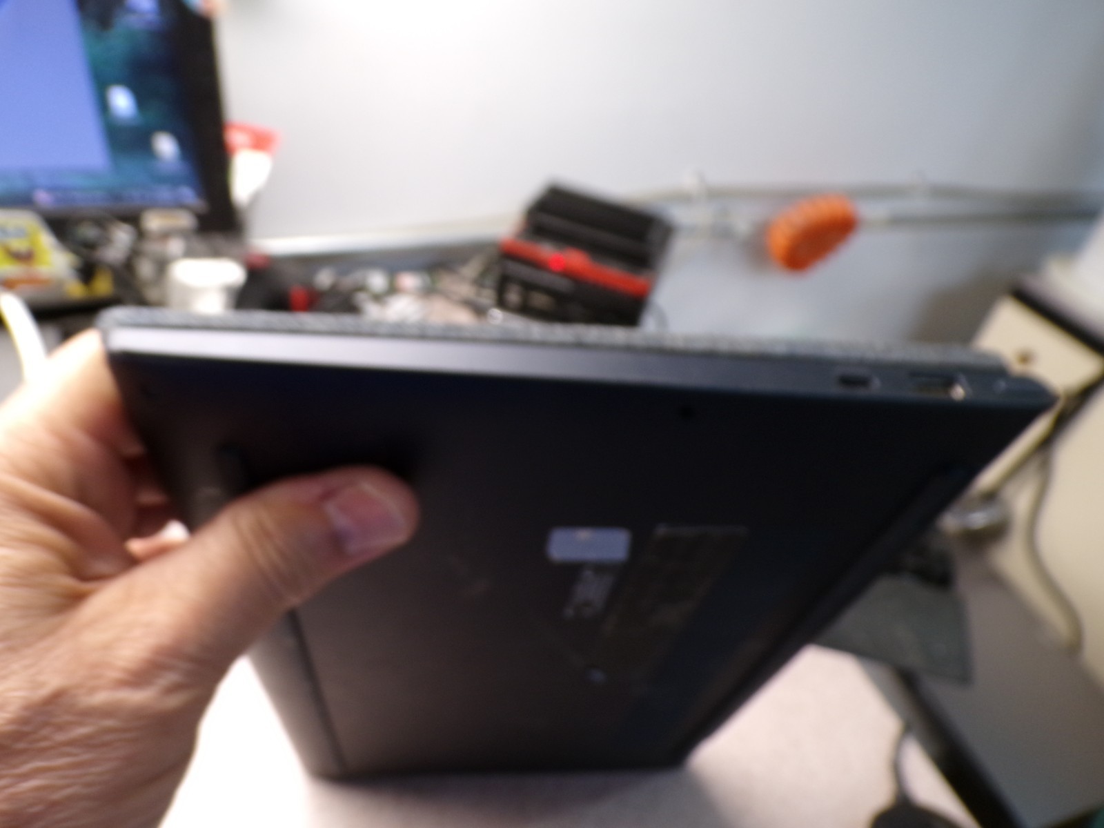 Lenovo Yoga 6 13ARE05 13.3-inch Laptop Black, Ryzen 5 pro 4650u, 8GB RAM, #22299