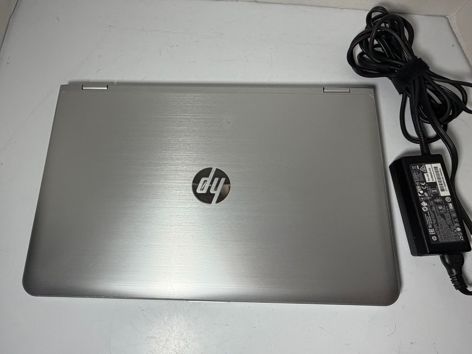 HP Envy x360 M6 2-in-1 TOUCH 15.6″ i7-6500u 8GB 256GB SSD- M6-W105dx- READ!!!