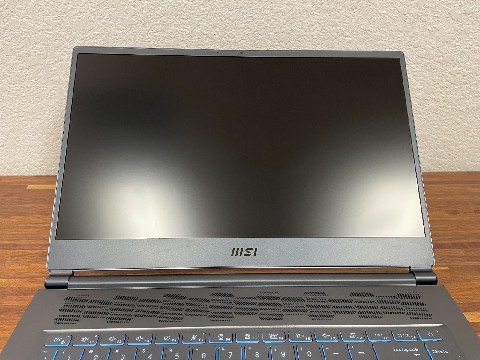 MSI Stealth 15M A11UEKV 15.6″ i7-11375H 3.3GHz 16GB RAM 512GB SSD RTX 3060