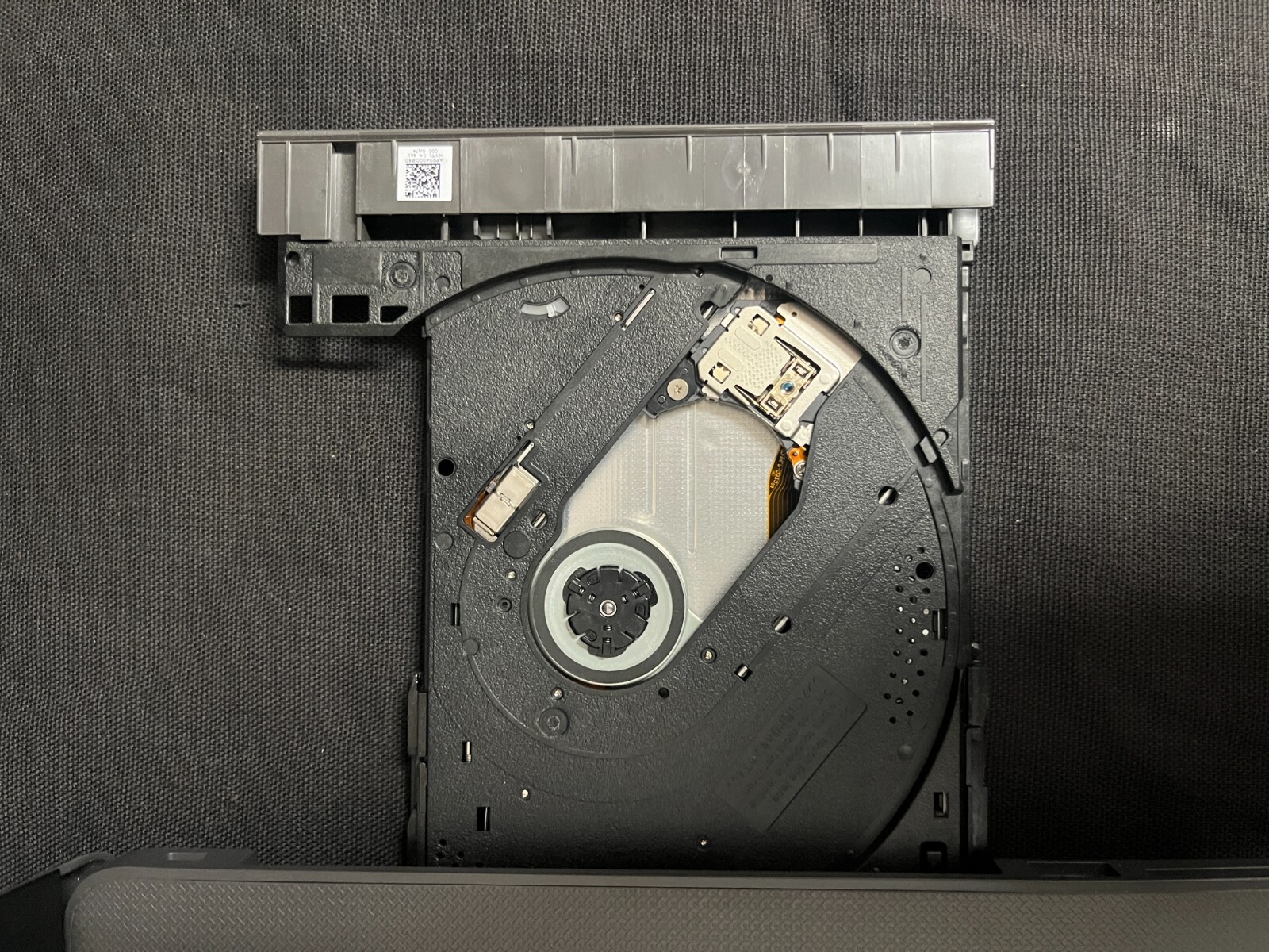HP 255 G6 | 237 GB SSD | AMD A6-9220 | 8GB DDR4 RAM | USED