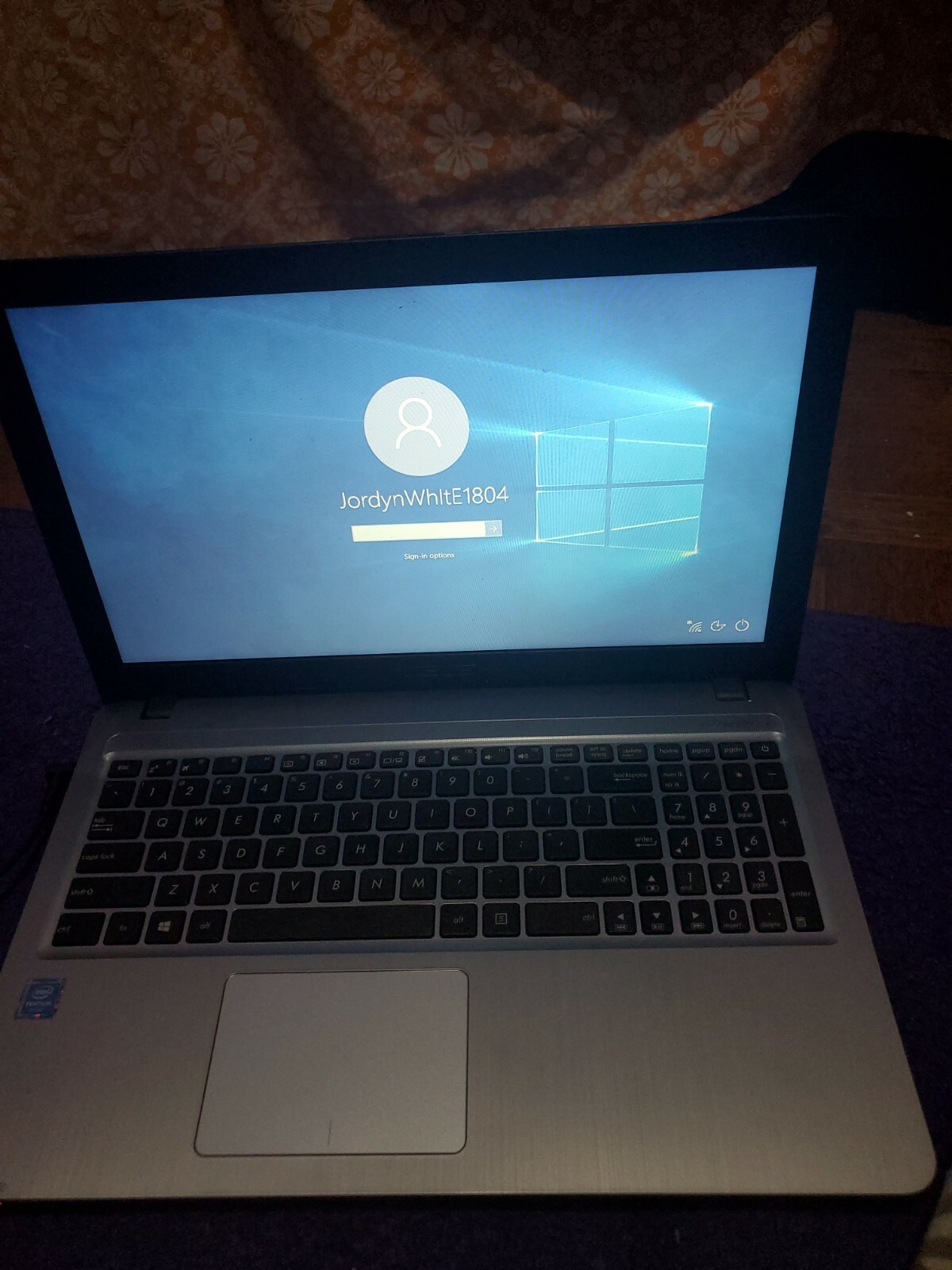 asus laptop model : X540S