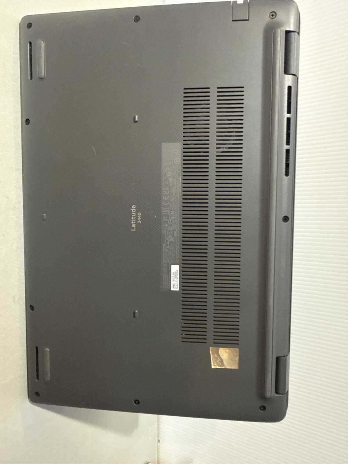 Dell latitude 3440 i5-1335U 1.3GHz 16GB RAM 256GB SSD Window 11pro