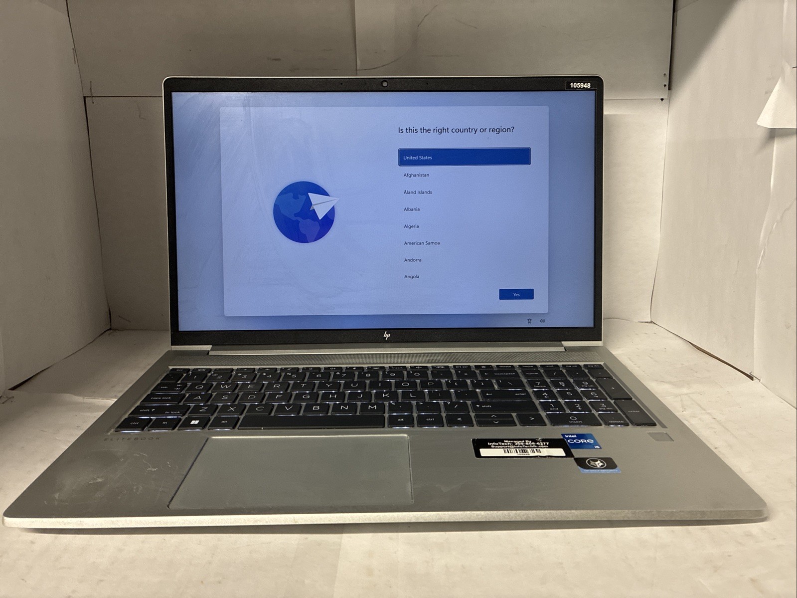 HP EliteBook 650 G9 15.6″ i5-12th Gen 16GB RAM 256GB SSD Win 11 – Charger – used