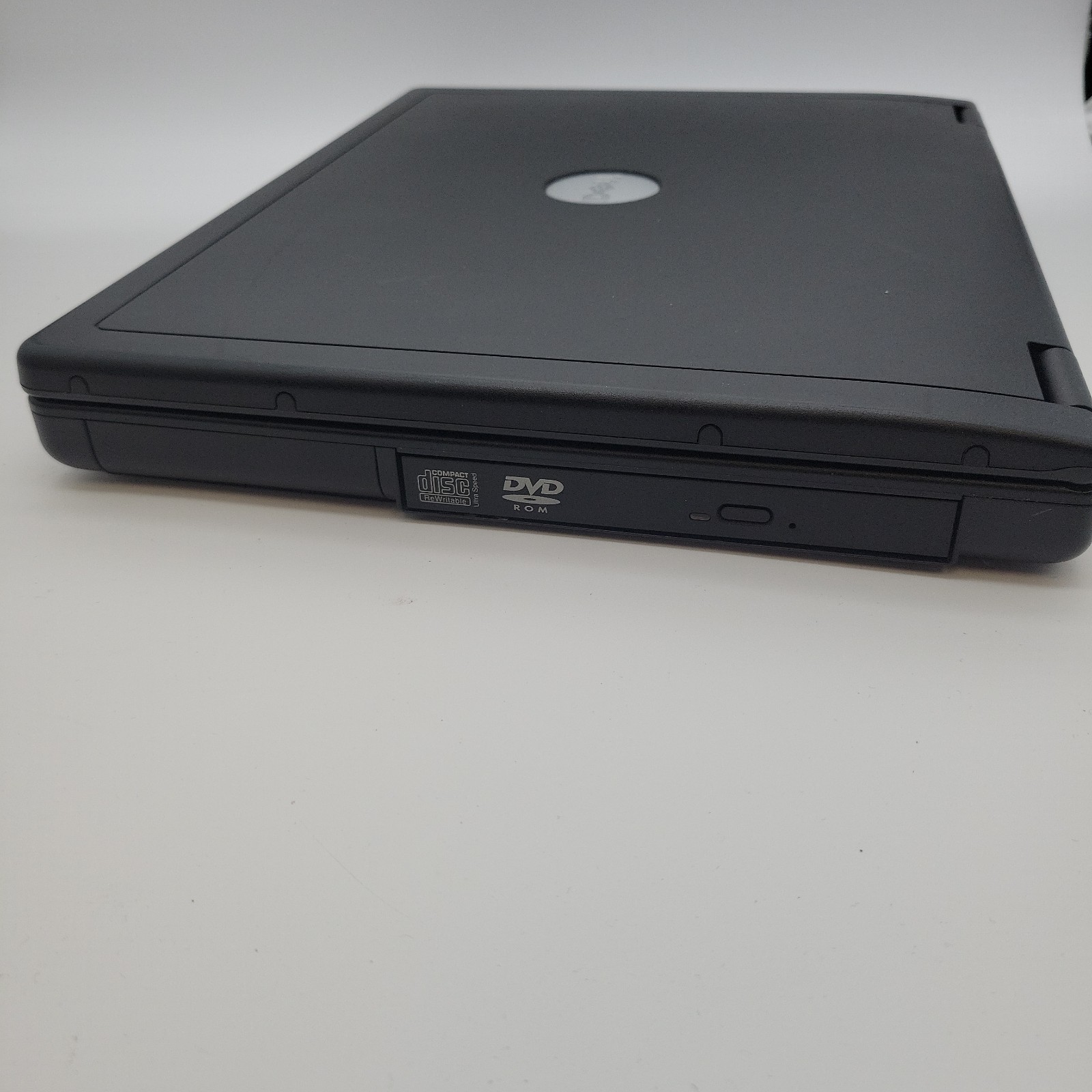 DELL INSPIRON 2200 Intel Celeron M processor 1.40GHz RAM 1.25GB L129