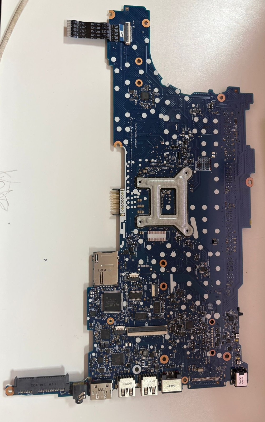 Motherboard off, HP elitebook 840 g2 i5 Dont word.