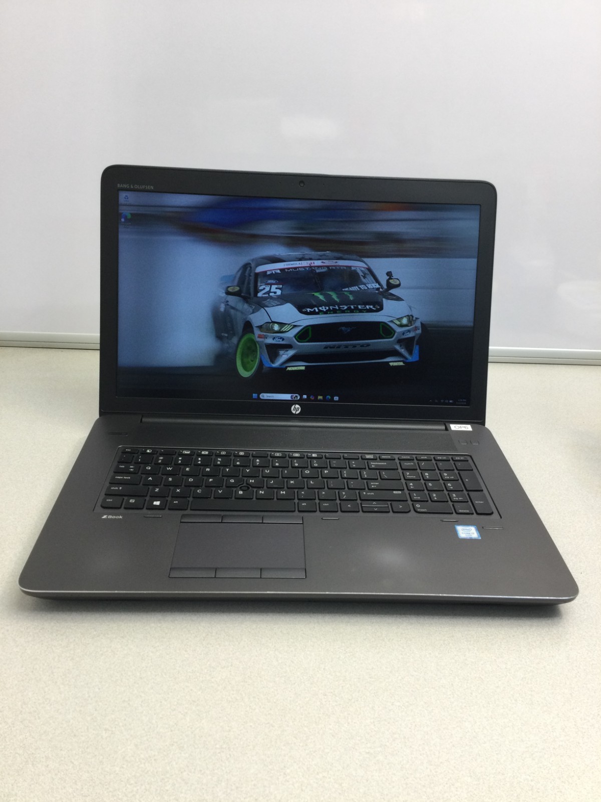 HP ZBook 17 G3 core i7 6th gen 2.60ghz 128GB SSD 8GB RAM 17.3” WIN 11 PRO