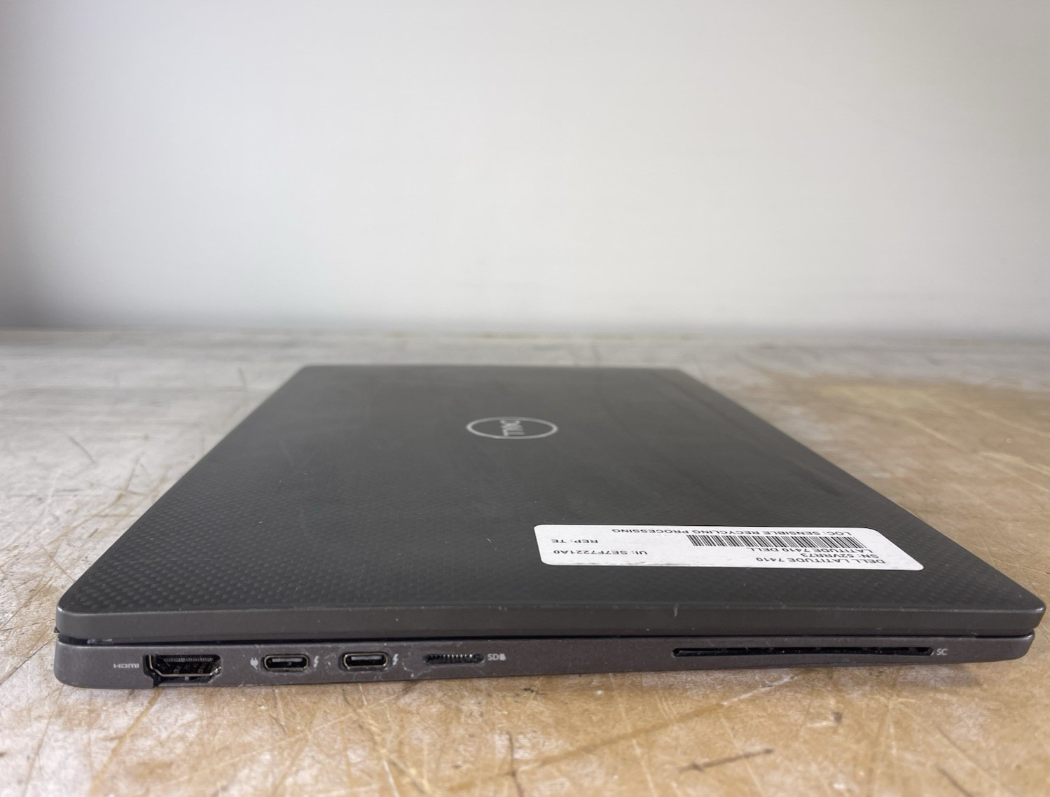 DELL LATITUDE 7410 i7-10610U @ 1.80GHz, 16GB RAM, NO HDD/OS – (FOR PARTS)