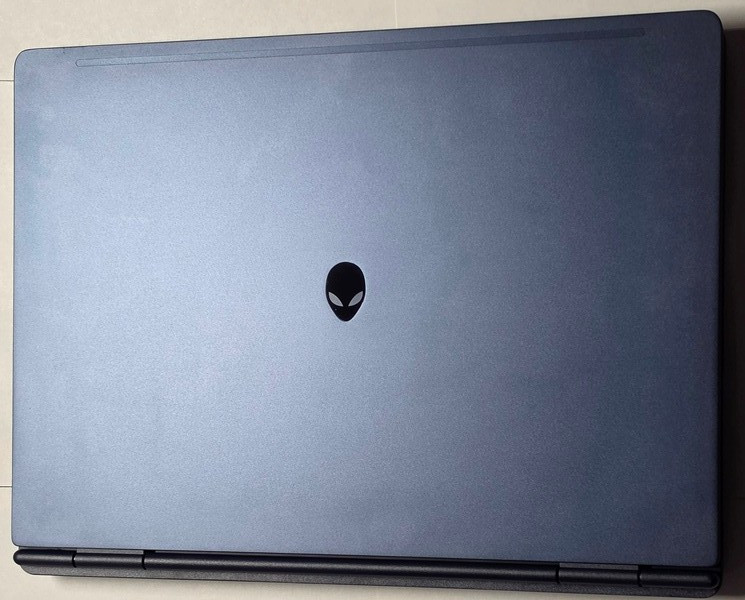 Alienware16 Aurora 16″ 2.5K Intel Core 7 Series 2 240H 32GB RAM 1TB SSD RTX 5060