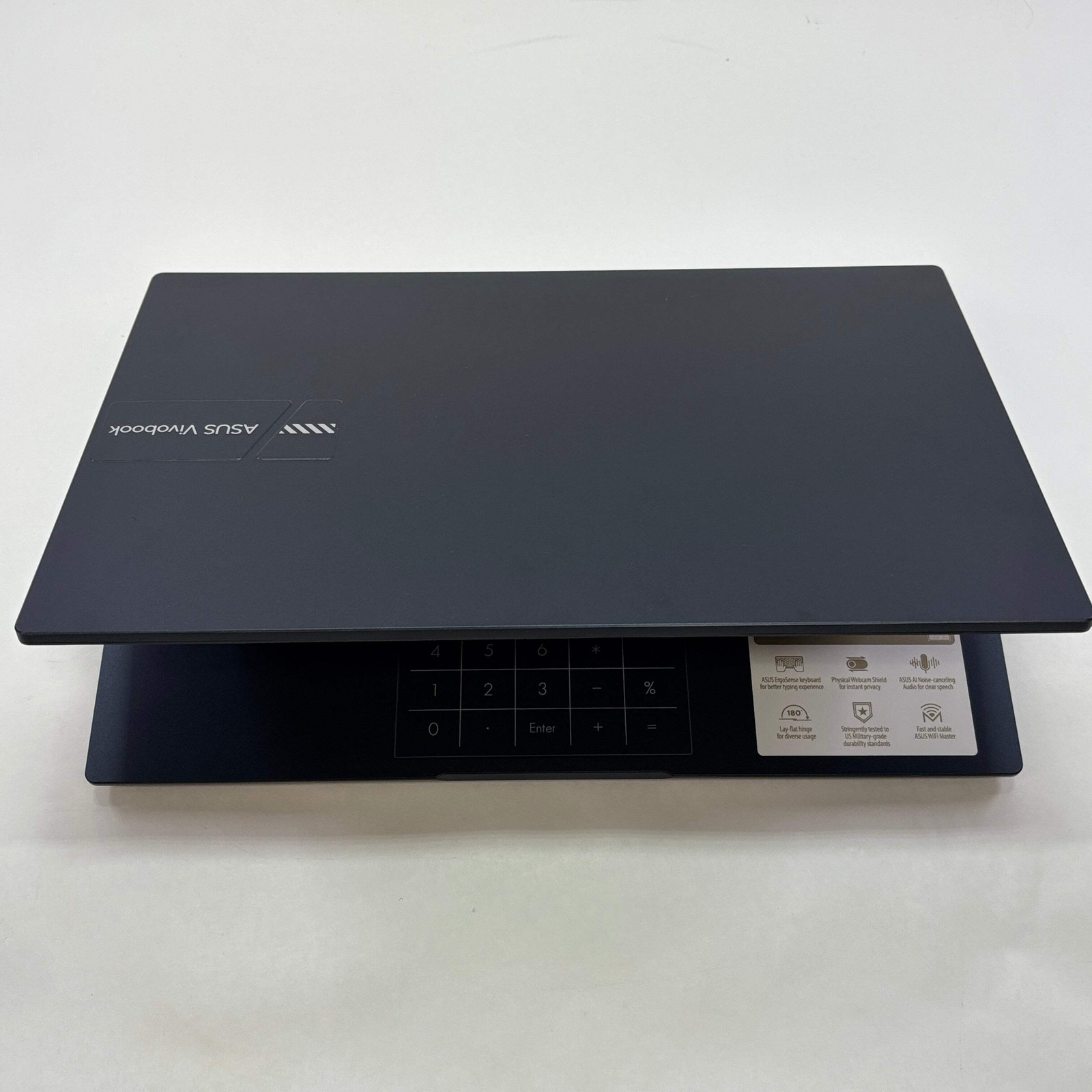 Asus Vivobook 14 X1404V 14″ i3-1315U 1.2GHz 250GB SSD