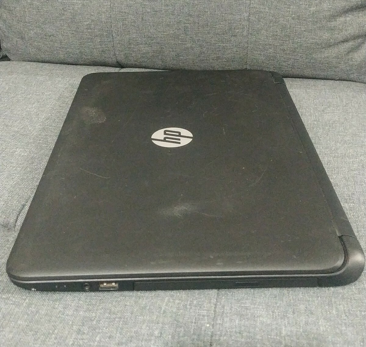 HP 15-f211wm Laptop – L0T32UATouchscreen 15.6″