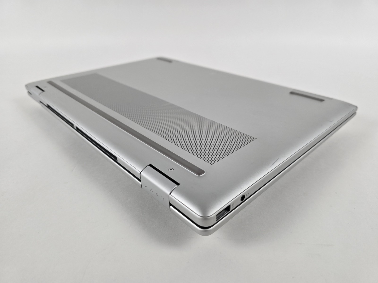HP ENVY x360 16″ 2-in-1 Touch (Core Ultra 7 155U, 16GB DDR5, 1TB SSD) – Used