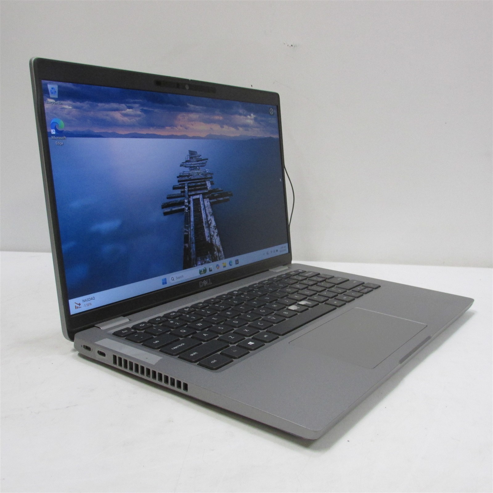 Dell Latitude 5420 i5-1135G7 2.4GHz 16GB RAM 250GB NVME 14″ Win 11 Pro COSM DMG