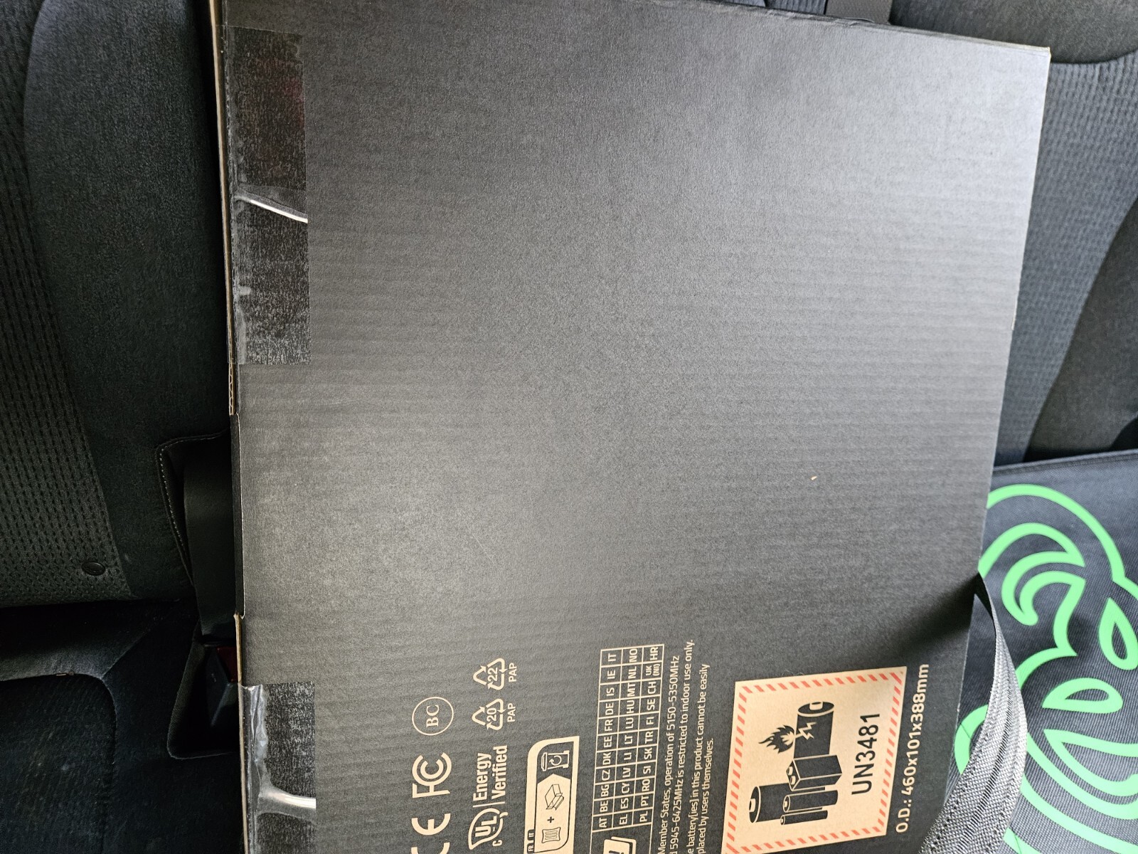 Razer Blade 18″ 2TB SSD, Intel Core i9 14900HX/QHD + 300HZ / 32GB RAM/ RTX4090