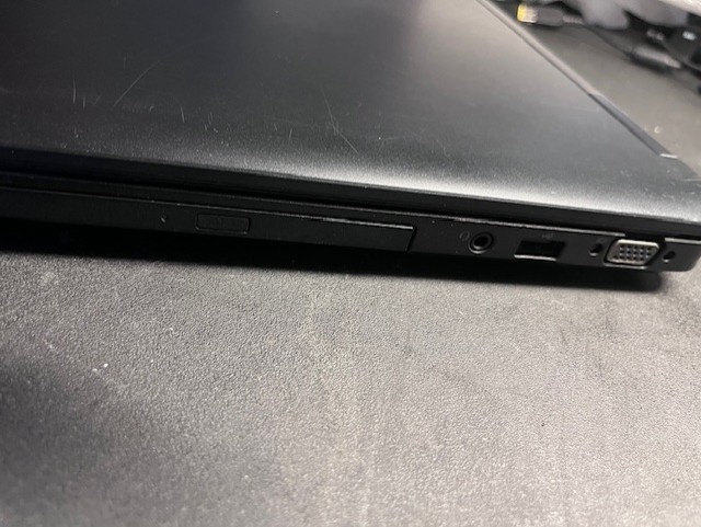 Dell Laptop Linux Mint Cinnamon 8GB Ram,Fast 240GB SSD, New Battery