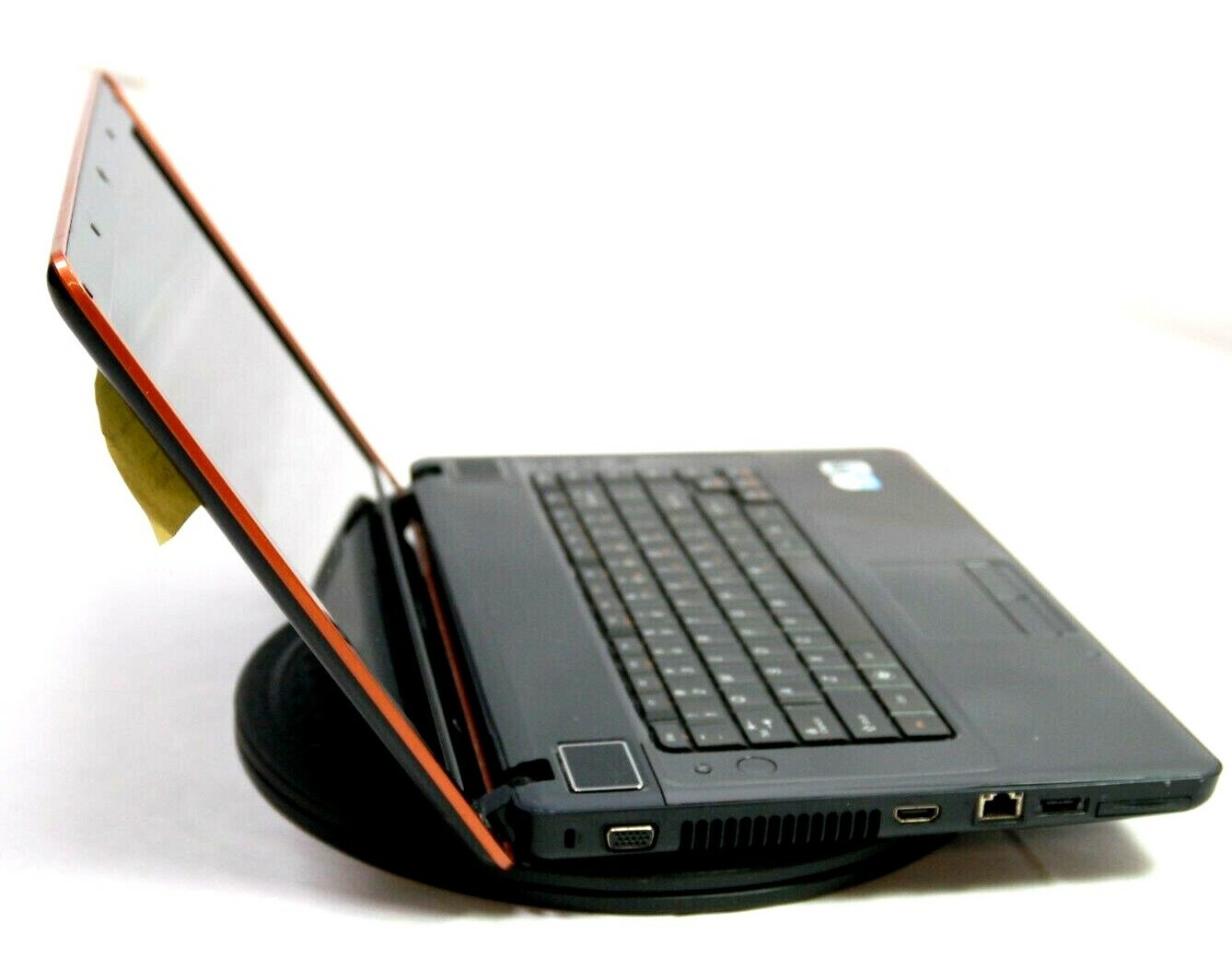 Lenovo Y550 CPU Pentium Dual Core 2GHz 4GB RAM Bad Battery NO HDD