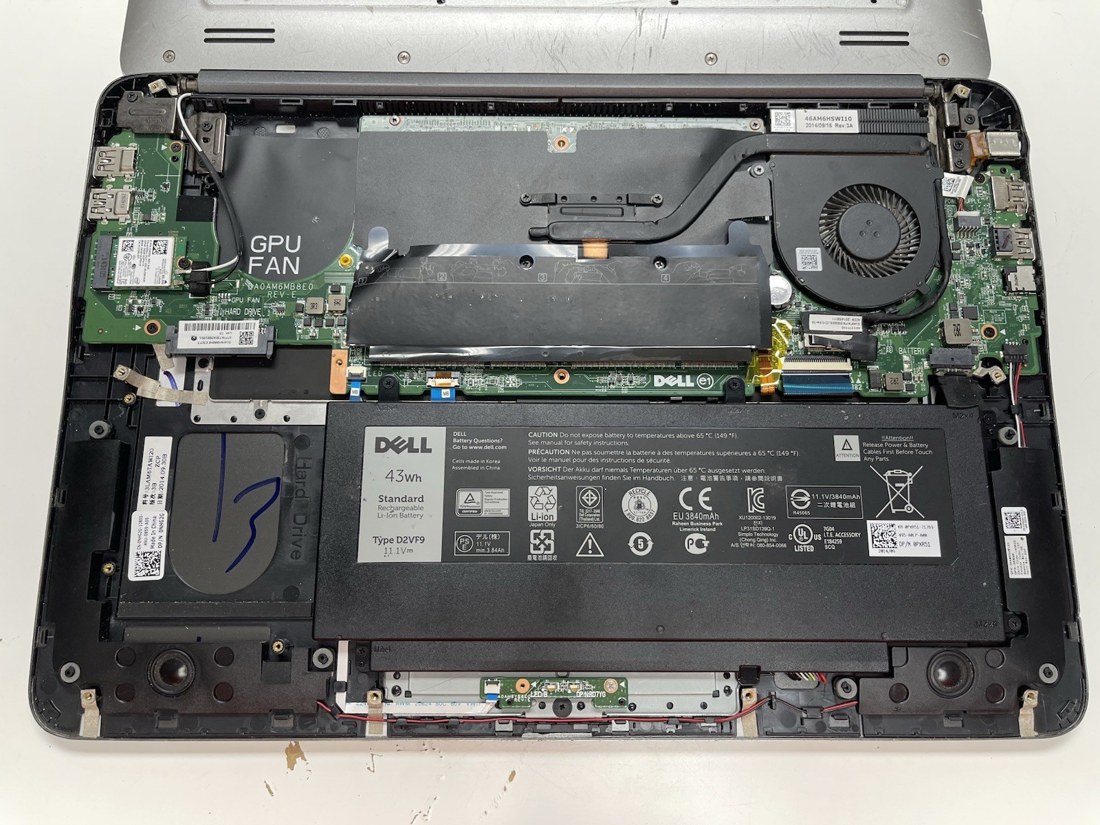 Dell Inspiron 15 7000 Series 7547 For Parts Or Repair