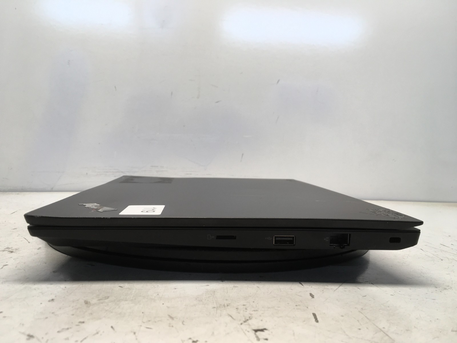 Lenovo ThinkPad E480 Intel i7-8550U 1.8GHz 8GB AMD RX 550 2GB GPU No SSD/Battery