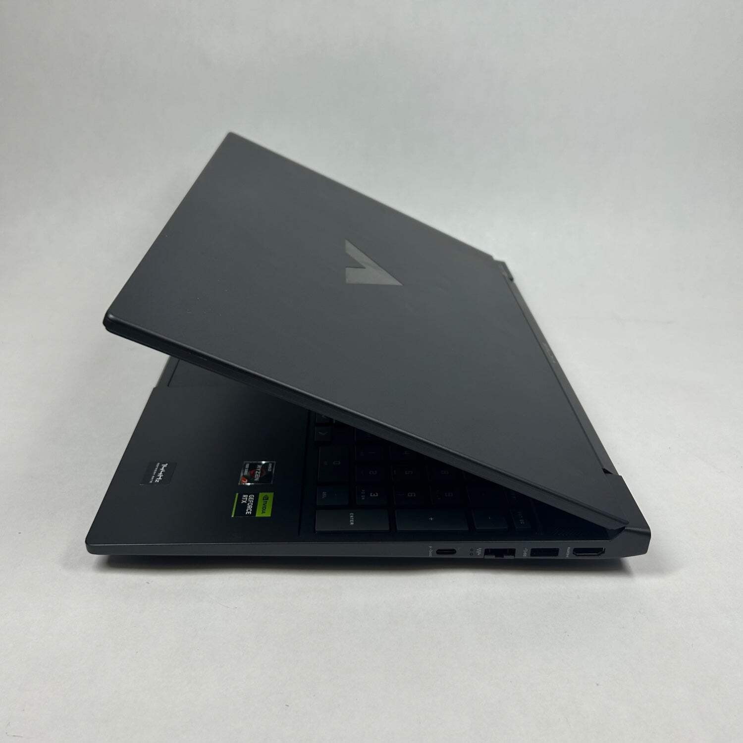 HP Victus BM4X8UA 15.6″ Ryzen 7 7445HS 16GB RAM 512GB SSD GeForce RTX 4050