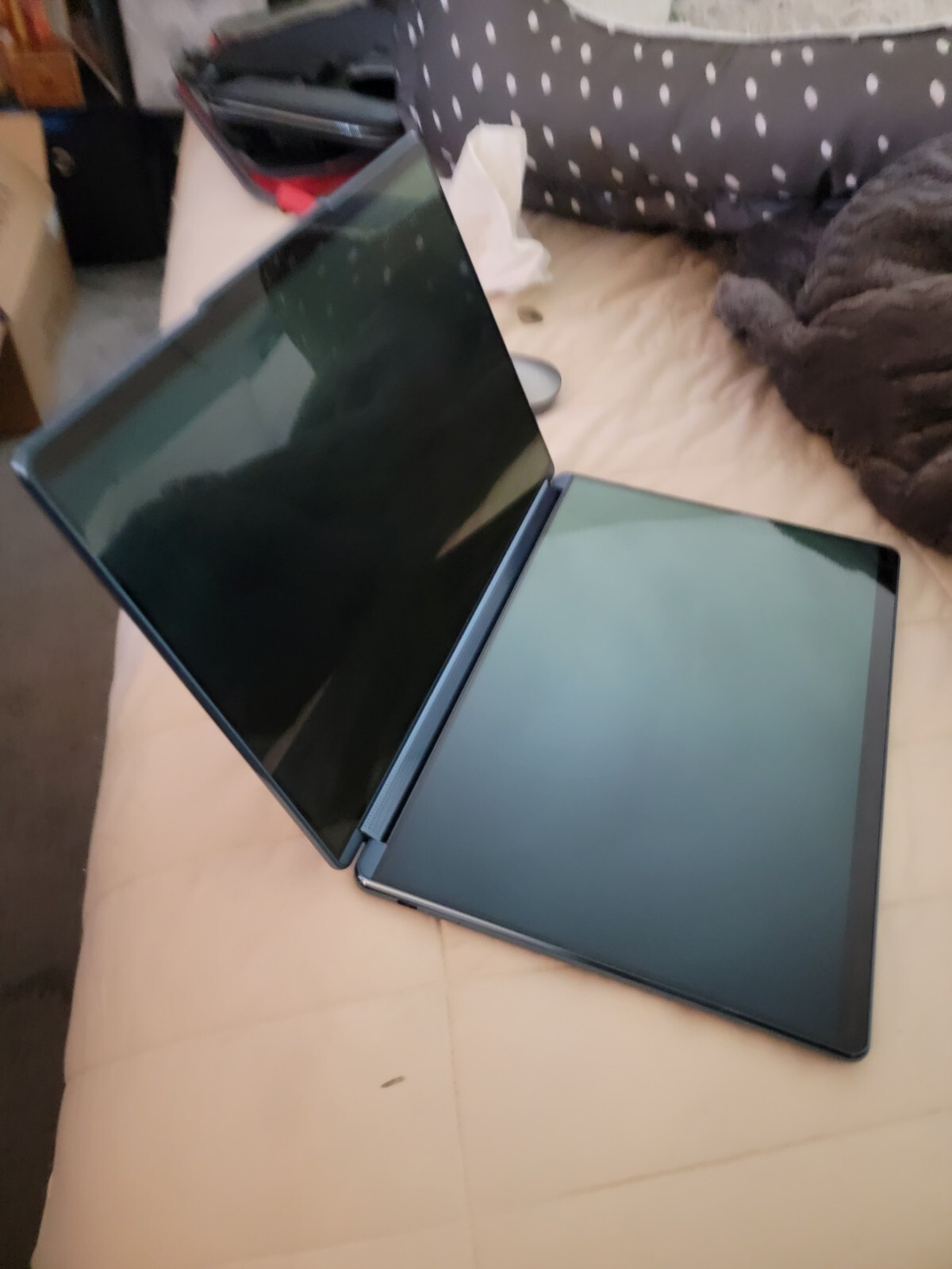 Lenovo – Yoga Book 9i 2-in-1 13.3″ 2.8K Dual Screen OLED Touch Laptop – Intel…