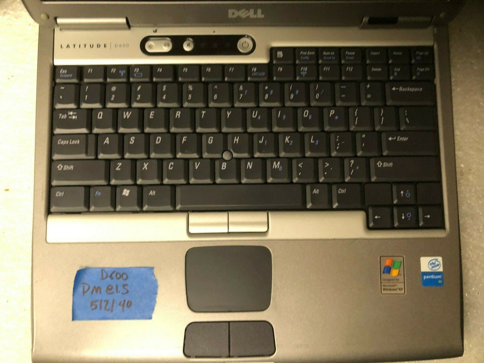 DELL LATITUDE D600 Laptop Pentium M, 1.5 GHz, 512 MB RAM 40GB 15″