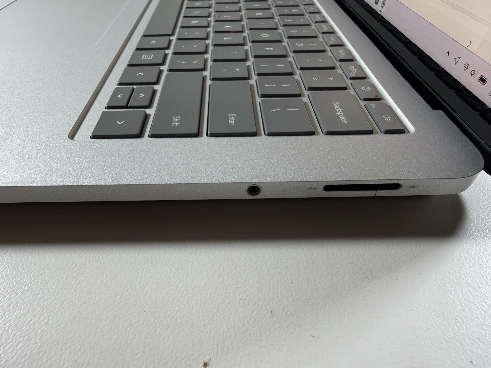 Microsoft Surface Laptop Studio 14 2K TOUCH 3.3GHz i7-11370H 32GB 1TB RTX A2000
