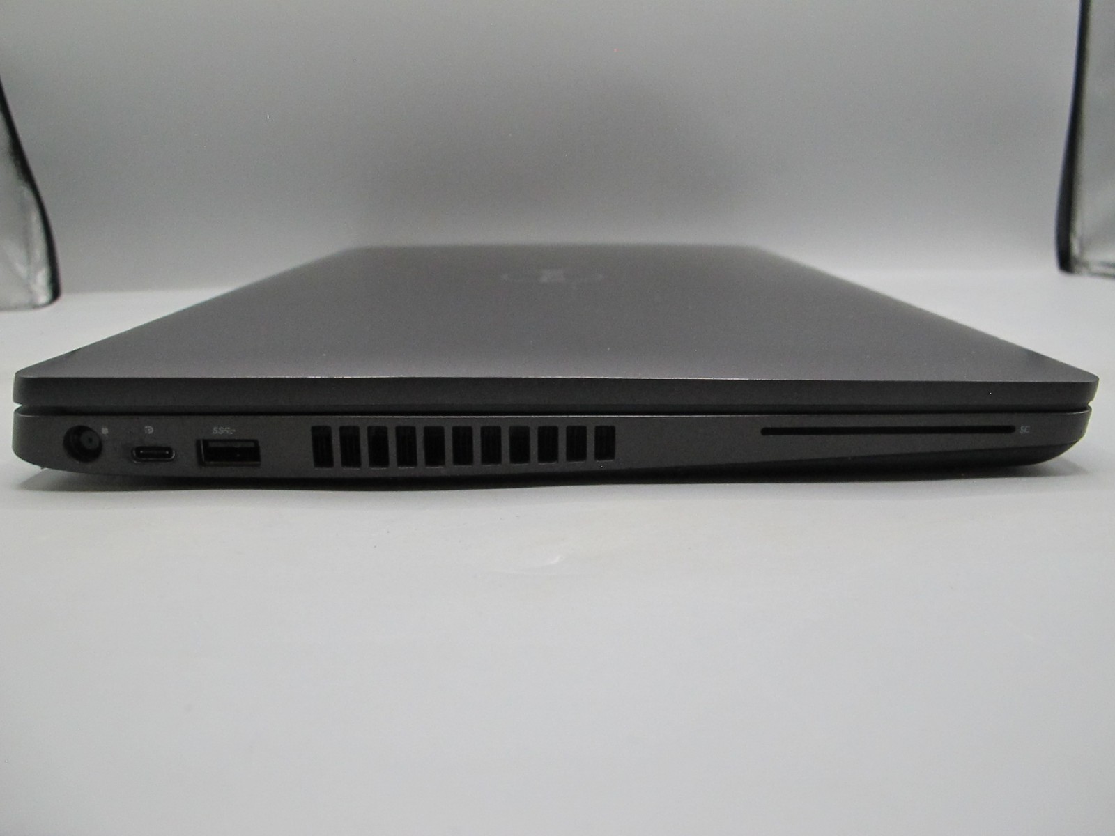 Dell Precision 3540 Laptop – 1.6 GHz i5-8365U 8GB 256GB SSD 15.6″ (FREE SHIP!)